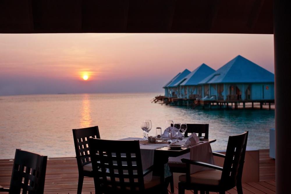 content/hotel/Diamonds Athuruga Island/Dining/DiamondsAthuruga-Dining-01.jpg